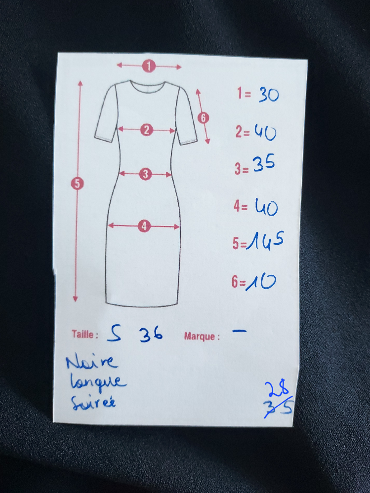 36 Robe de soirée longue noire
