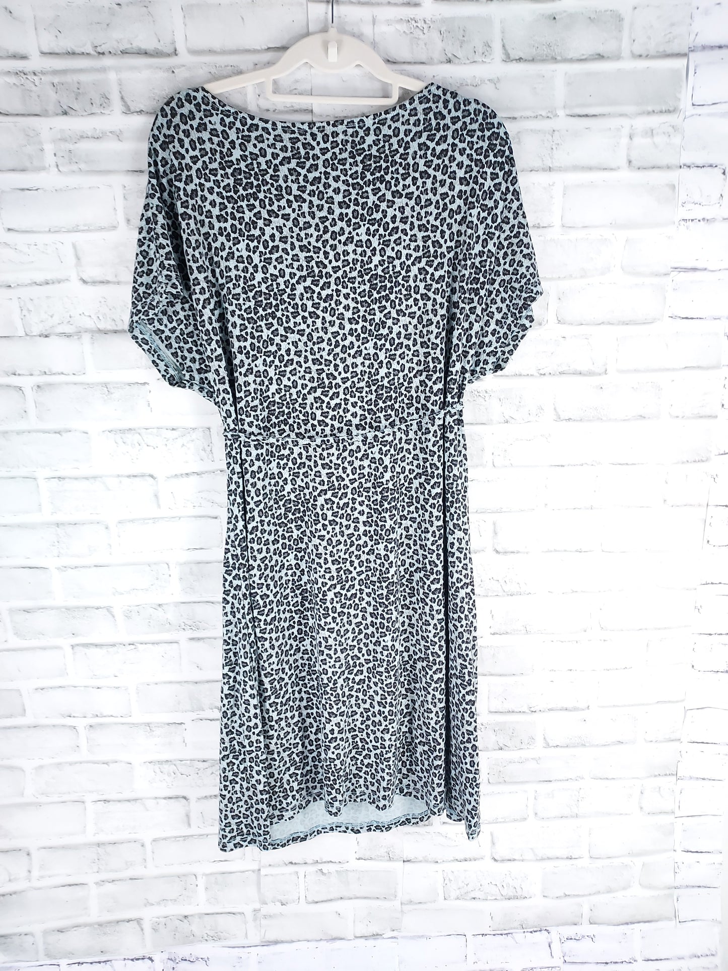 42/44 Tissaïa Robe motif panthère noire et blanche