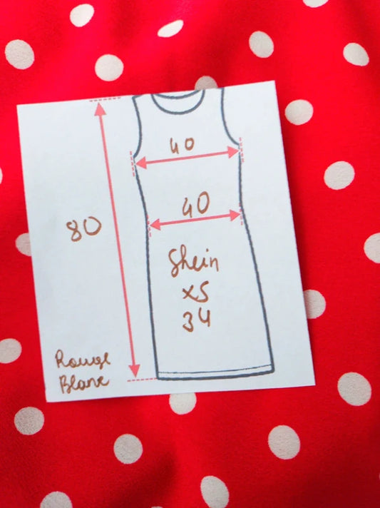 34 Shein Robe a pois Blanc