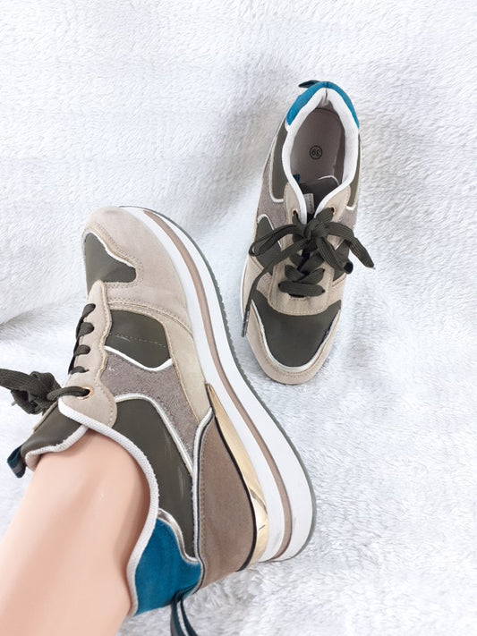 39 Tennis de marche Beige marron et doré