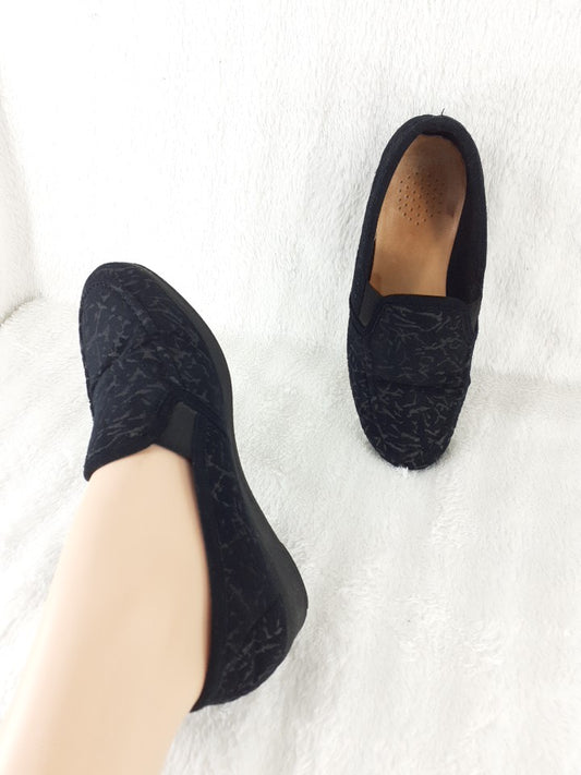 38 chaussons noir dessous cuir