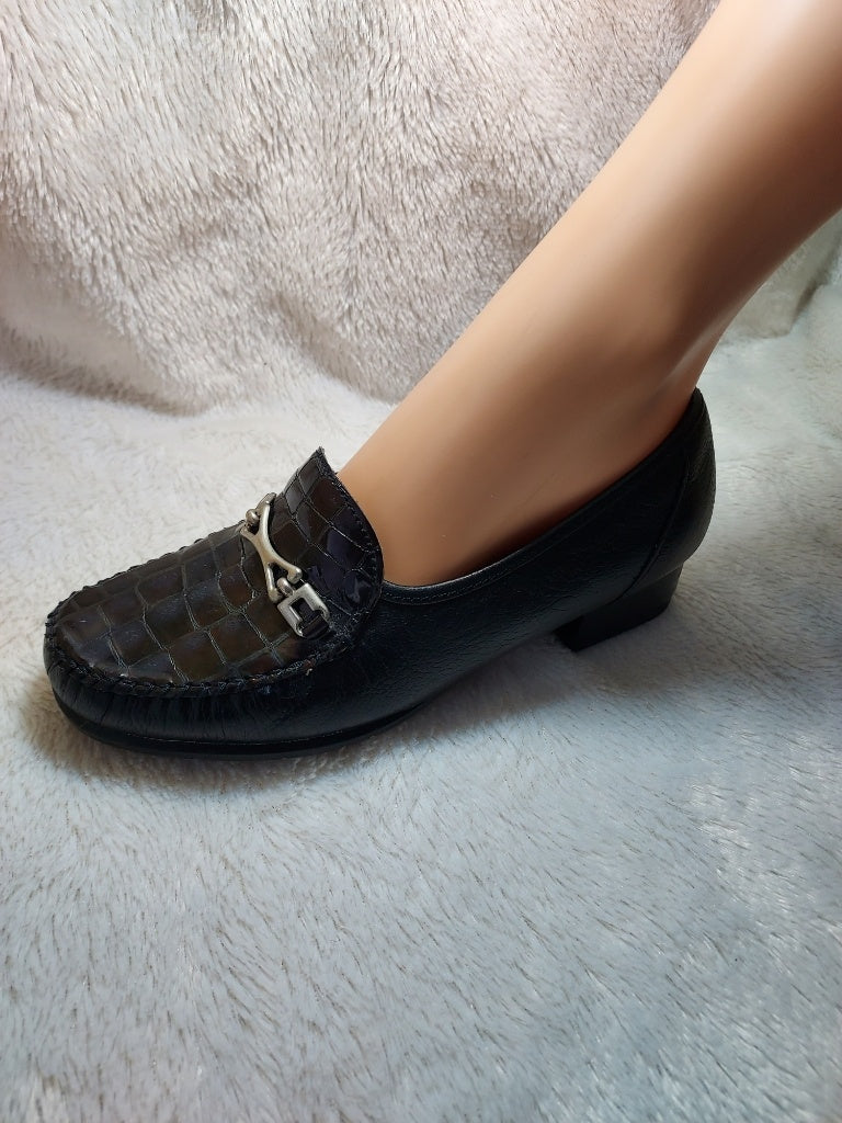 37 Mocassins en cuir