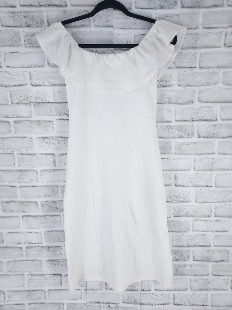 36 Zara Robe blanche