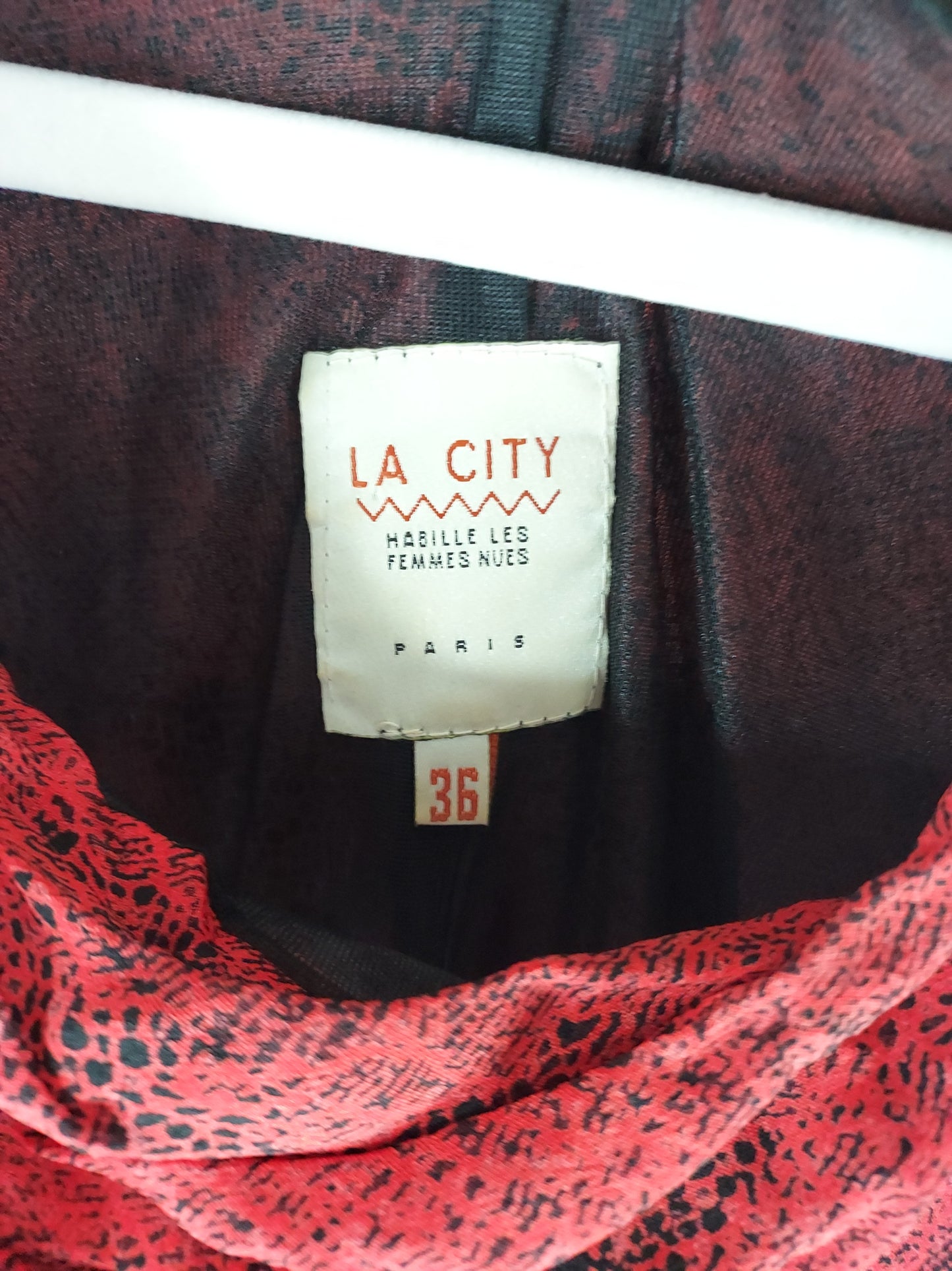 36 La city Robe rouge  chic