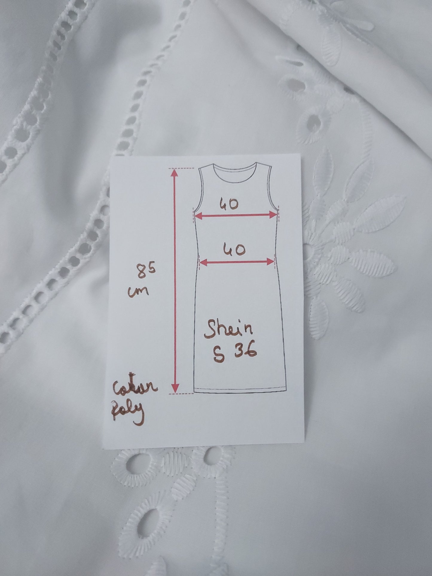 36 Robe courte Blanche Coton et Polyester