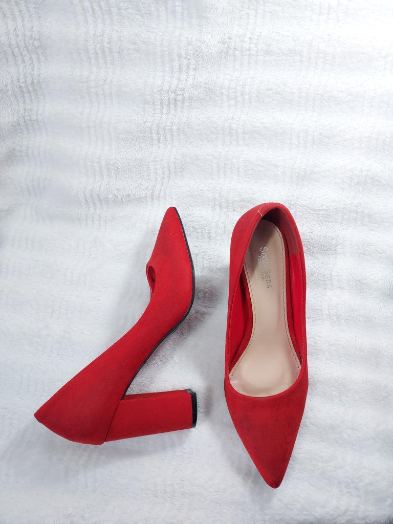 38 Escarpins talons carrés