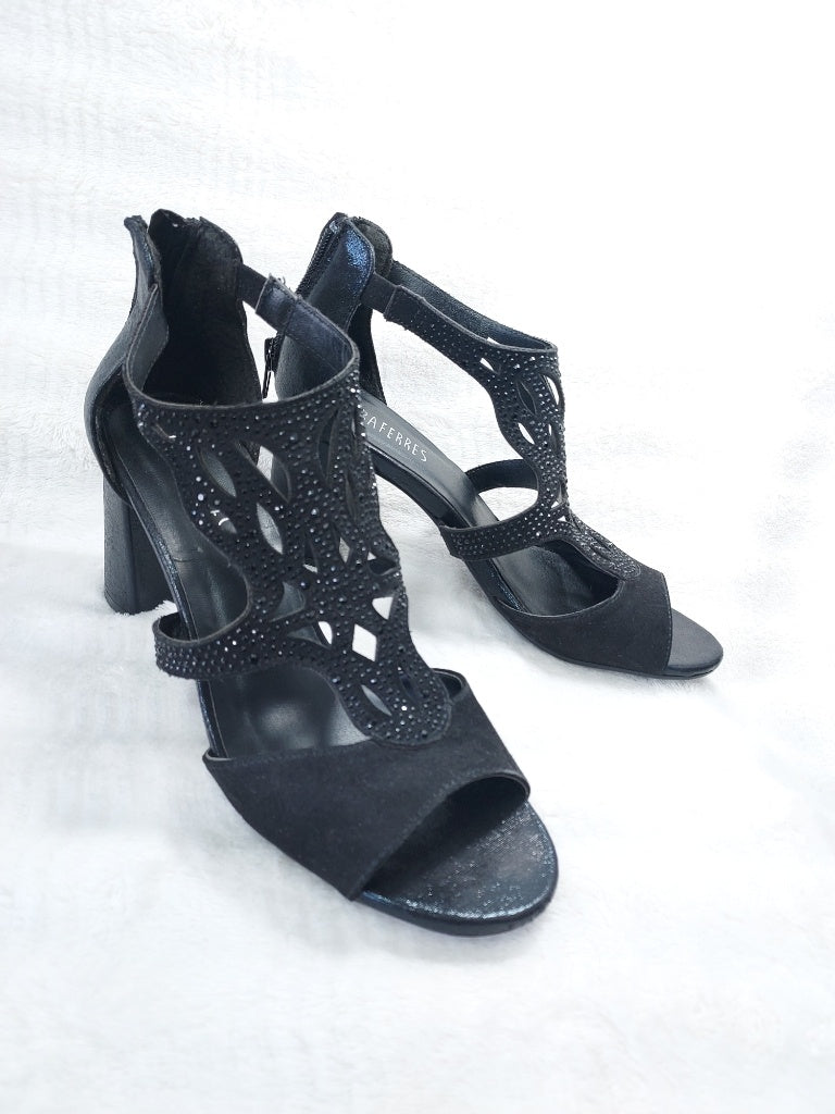 37 Sandales a talons carrés