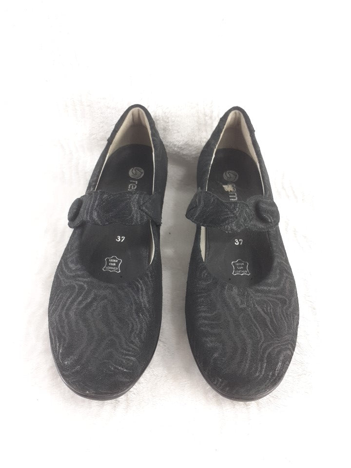 37 Ballerines a Brides en cuir