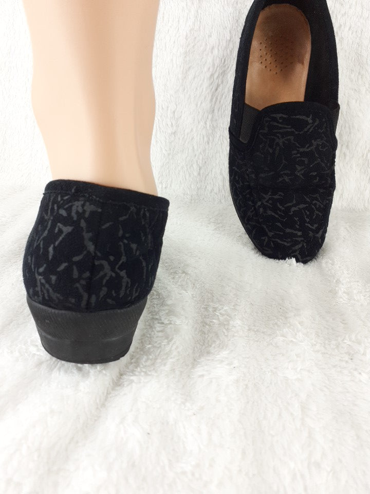 38 chaussons noir dessous cuir