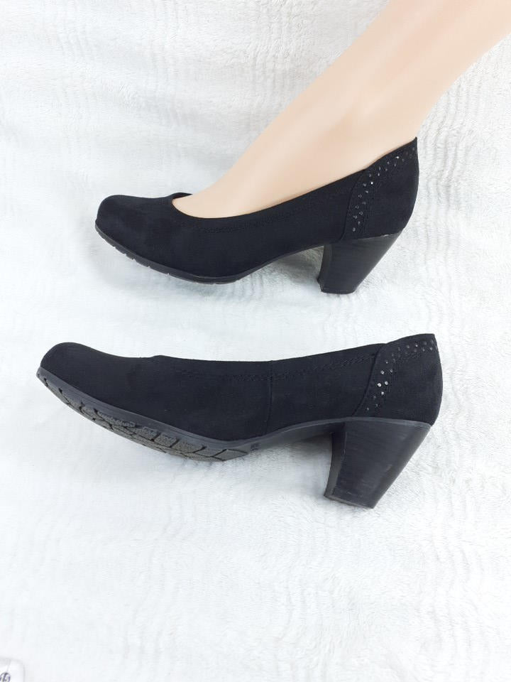 Escarpins T37 noirs chic et intemporels