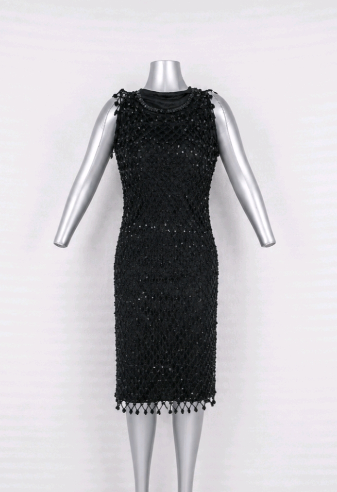 Robe T36 S glamour et raffinée