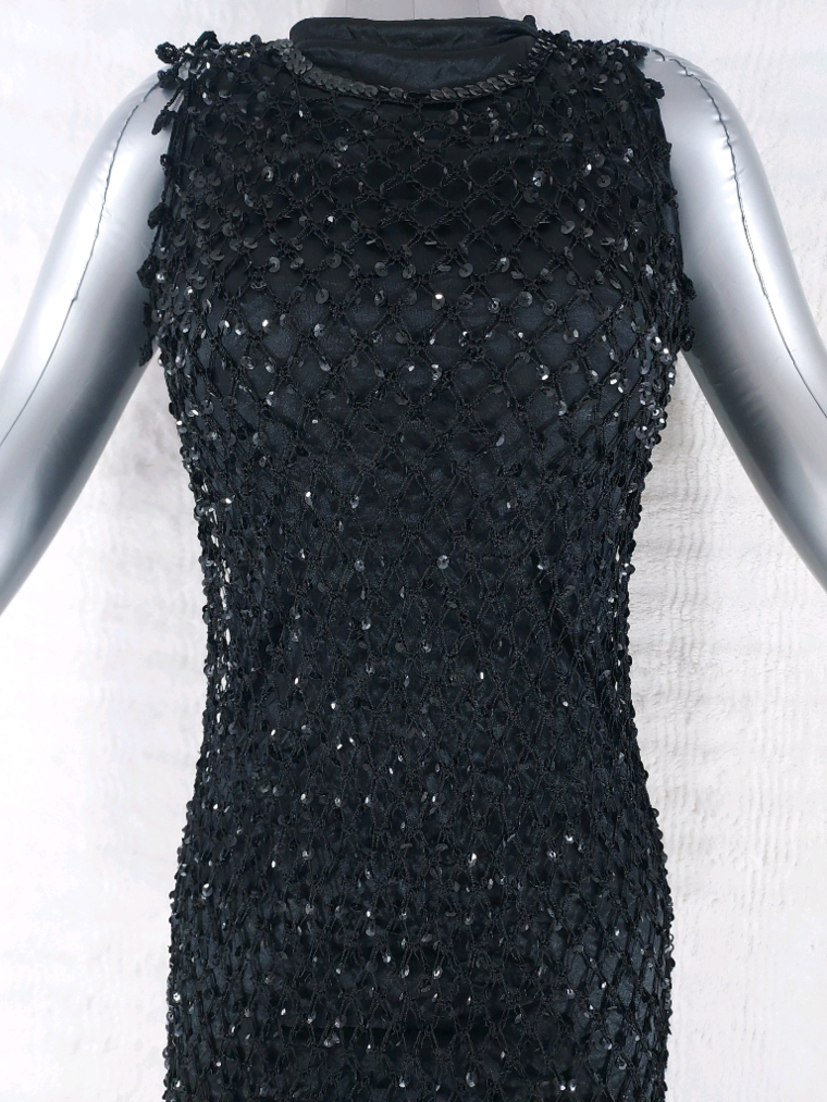 Robe T36 S glamour et raffinée