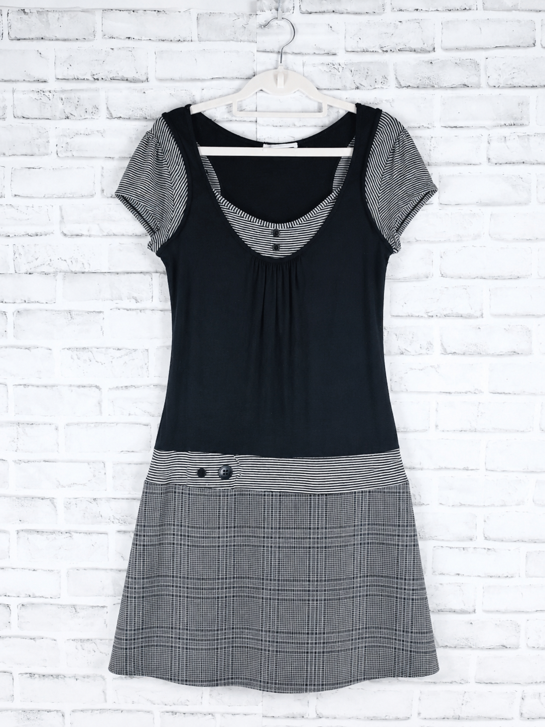 38 Promod Robe noire et grise