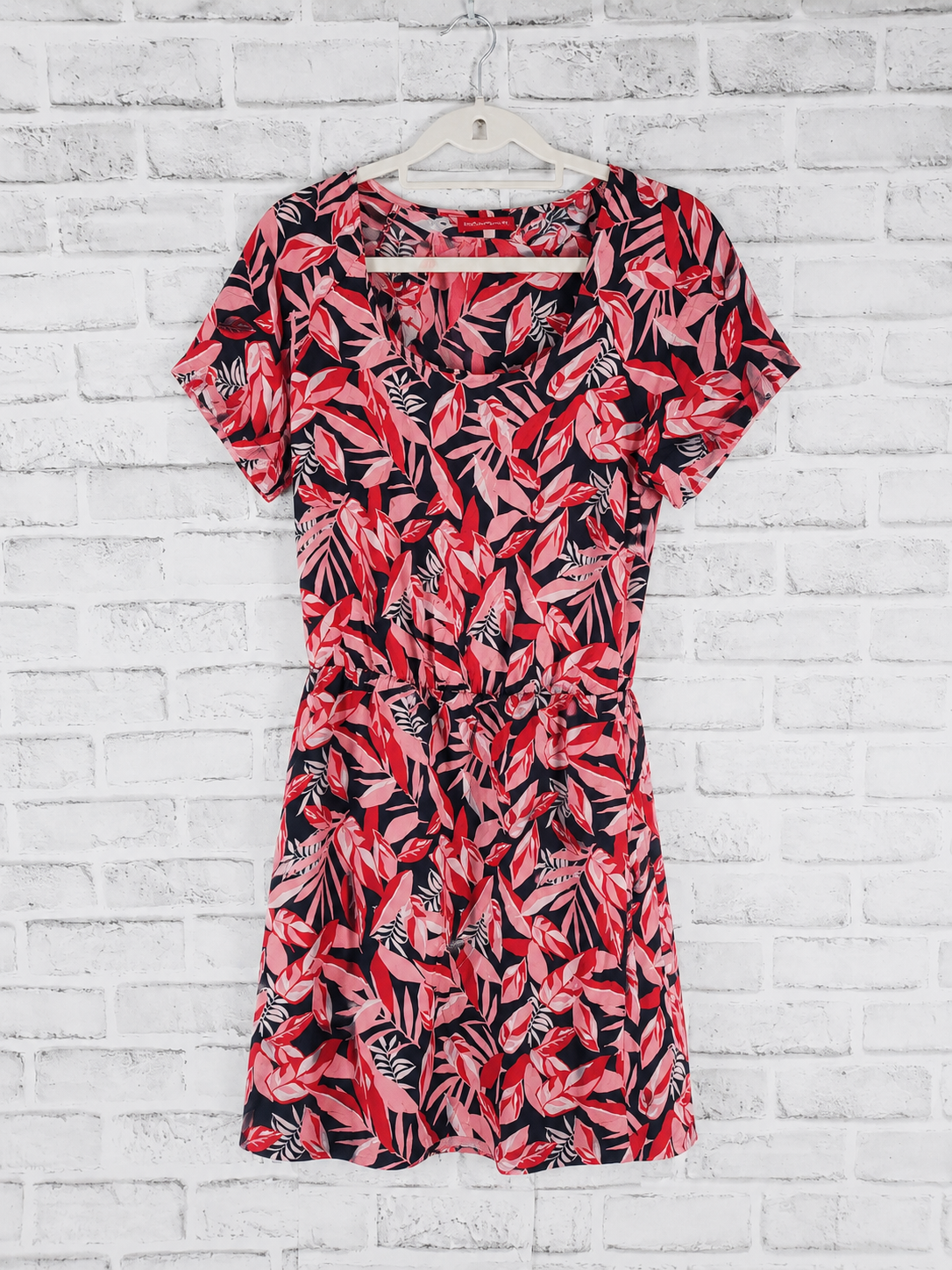 34 Icode Robe fleurie courte