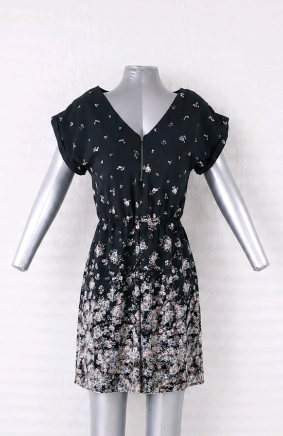 Robe T36 S fleurie à manches volantées