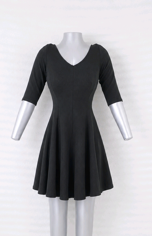 Robe T36 S évasée silhouette féminine élégante